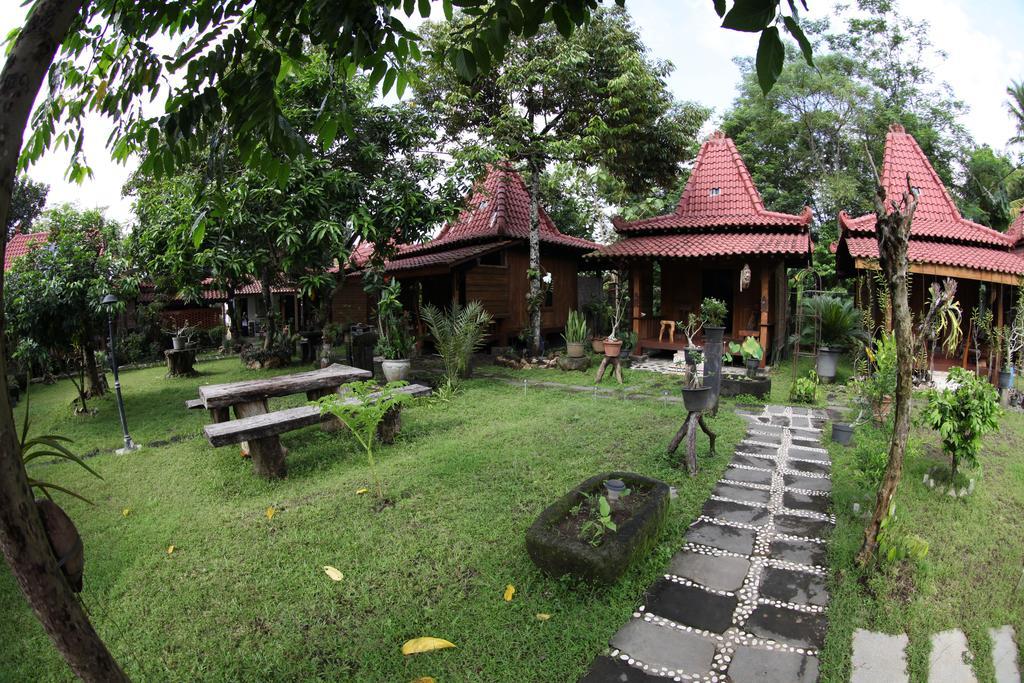 Omah Garengpoeng Guest House Magelang Buitenkant foto