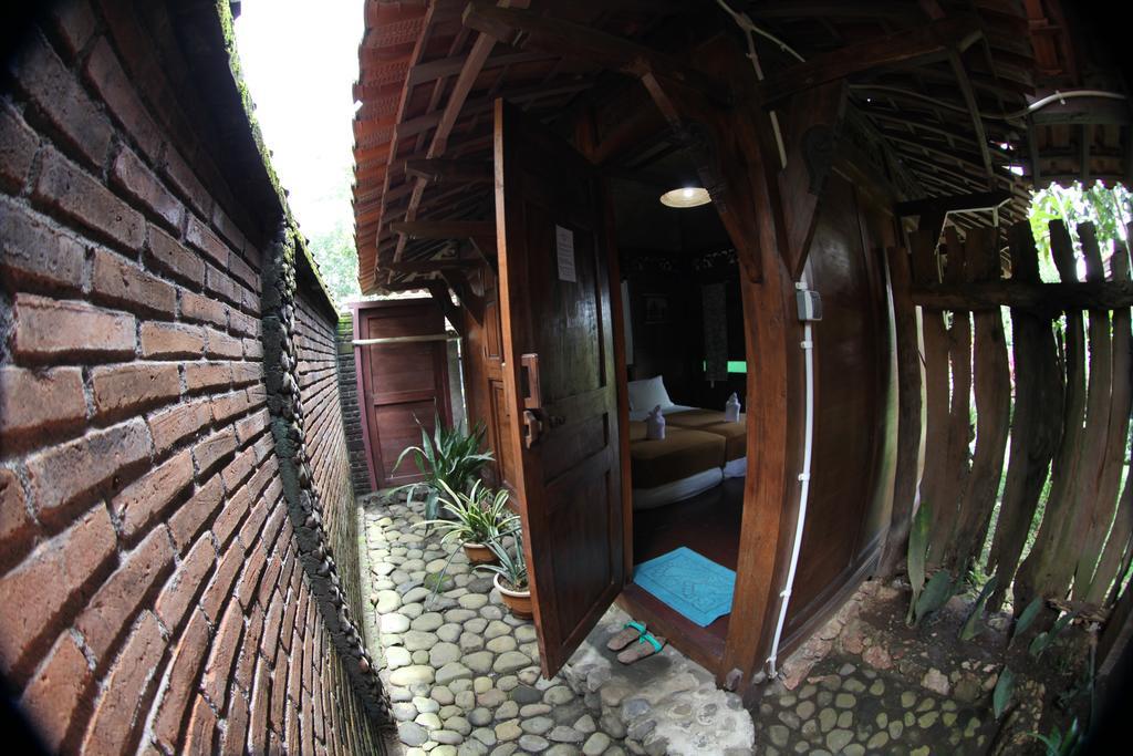 Omah Garengpoeng Guest House Magelang Kamer foto