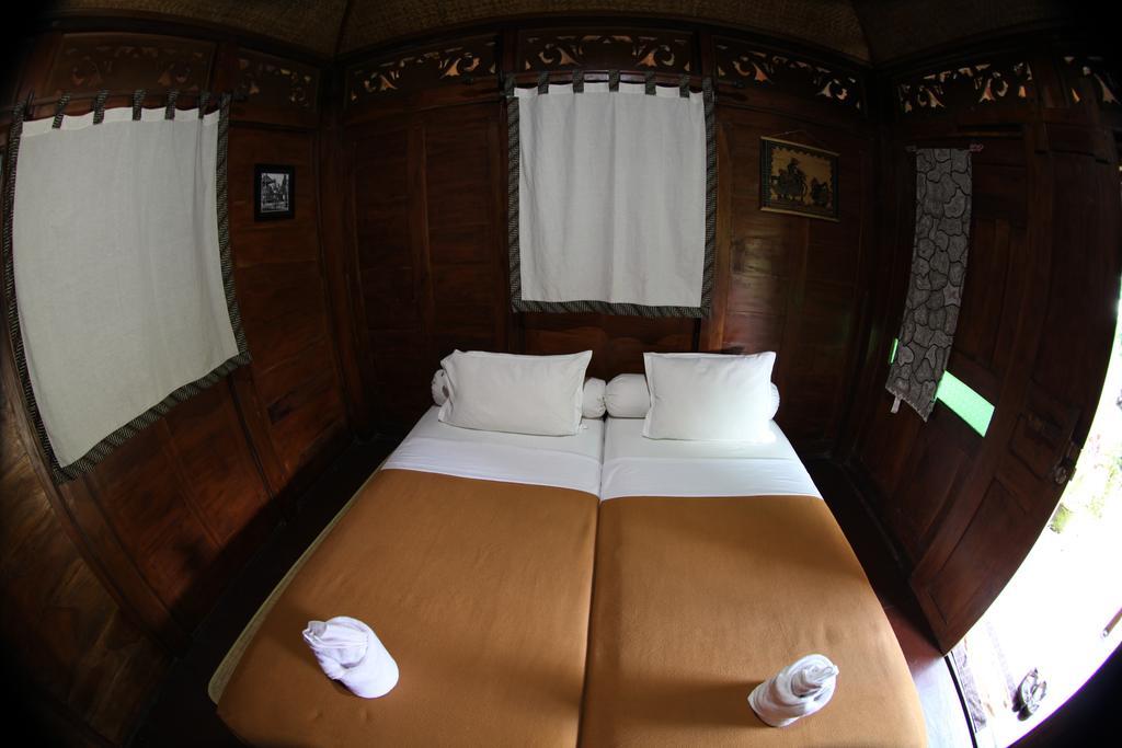 Omah Garengpoeng Guest House Magelang Kamer foto